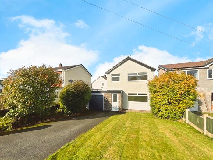 3 Bedroom Detached House For Sale In Parc Y Llan, Llanfair Dyffryn Clwyd, LL15