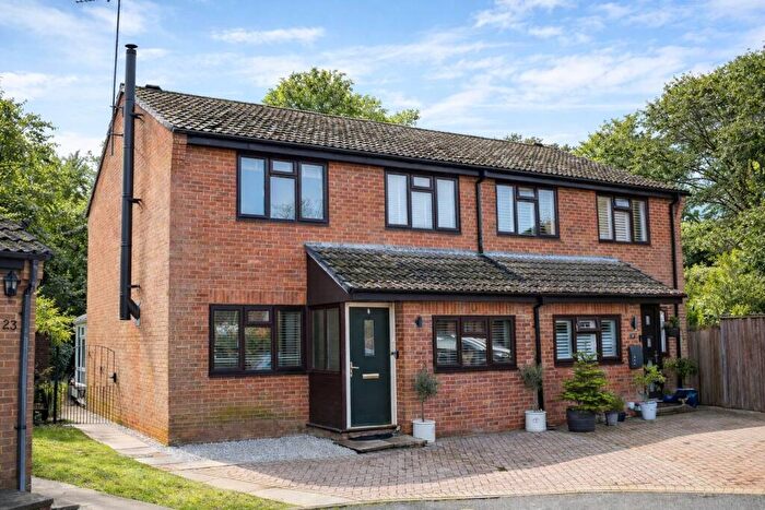 3 Bedroom Semi-Detached House For Sale In Sycamore Road, Hordle, Lymington, SO41