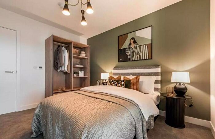 2 Bedroom Apartment For Sale In Plot Clarendon Court, Leeds, LS2