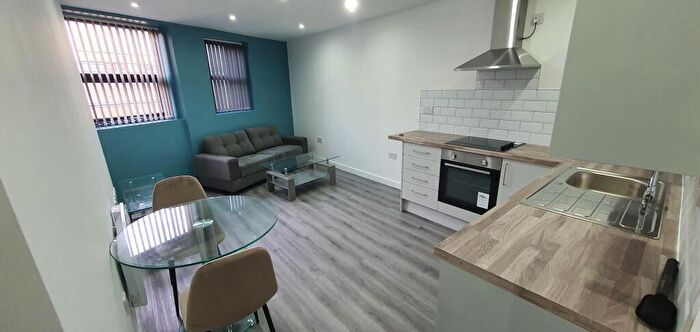 2 Bedroom Apartment To Rent In Chestergate House, SK1