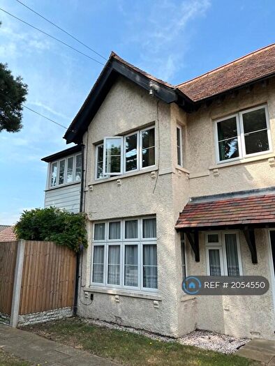 2 Bedroom Flat To Rent In Burfield Road, Windsor, SL4
