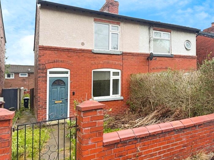 2 Bedroom Semi-Detached House For Sale In Glebe Street, Westhoughton, Bolton, BL5