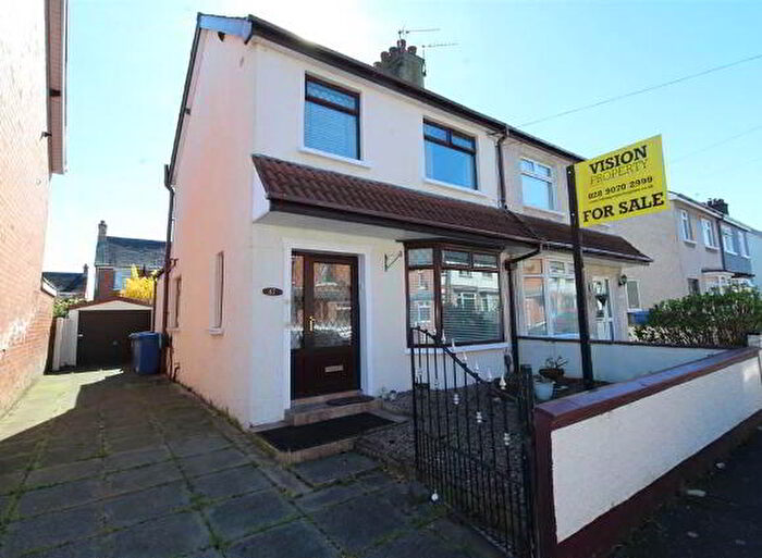 3 Bedroom Semi-Detached House For Sale In Loopland Drive, Belfast, BT6