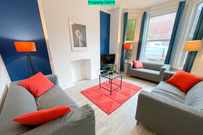 6 Bedroom Terraced House To Rent In Tennyson Road, Southampton, SO17