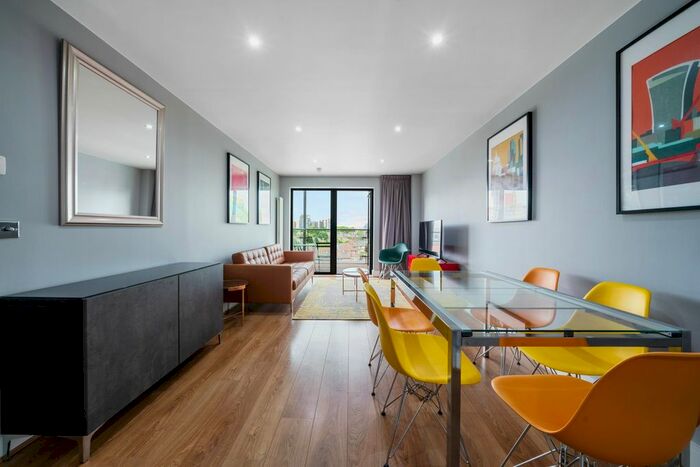 2 Bedroom Flat To Rent In Jupiter House, St Lukes Square, London, E16