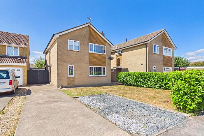 4 Bedroom Detached House For Sale In Short Stroll From Clevedon Seafront, BS21
