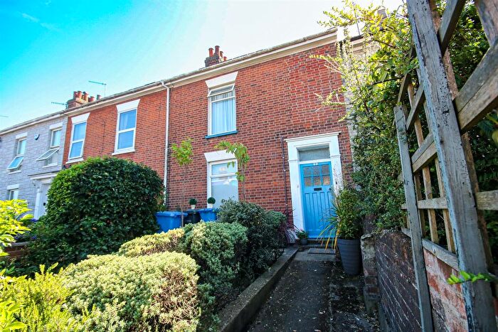 1 Bedroom Flat For Sale In Dereham Road, Norwich, NR2