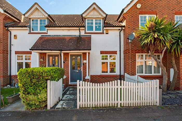 2 Bedroom Terraced House For Sale In Gunning Road, Grays, RM17