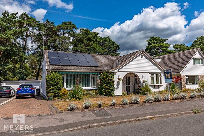 3 Bedroom Bungalow For Sale In Maple Drive, Ferndown, BH22