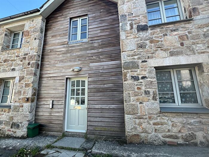 2 Bedroom Maisonette To Rent In Leskinnick Place, Penzance, TR18