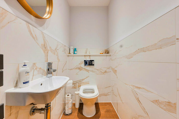 4 Bedroom Detached House For Sale In Reeds Close, Basildon, SS15
