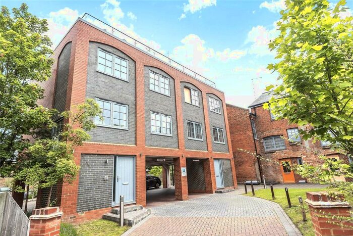3 Bedroom Maisonette To Rent In The Old British School, Southampton Street, Reading, Berkshire, RG1