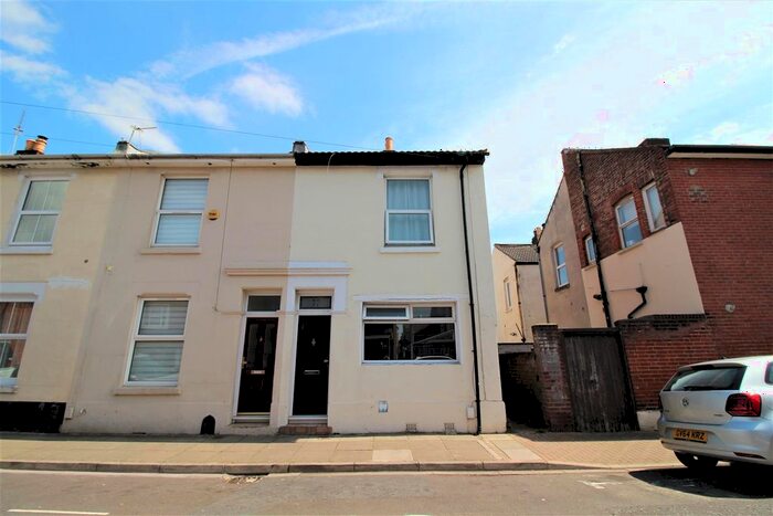 4 Bedroom End Of Terrace House To Rent In Napier Road, Southsea, PO5