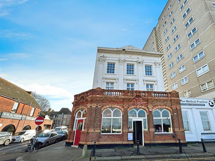 2 Bedroom Flat To Rent In Station Road, Herne Bay, CT6