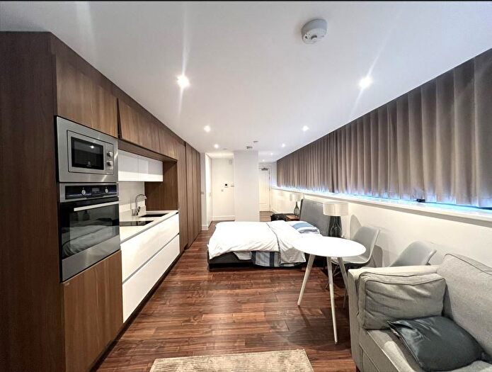 Studio To Rent In Centre Heights, Finchley Road, Swiss Cottage, NW3