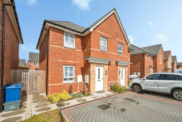 3 Bedroom Semi-Detached House For Sale In Fallow Road, Hatfield, Doncaster, DN7