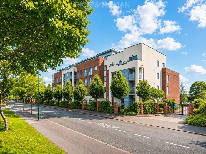 2 Bedroom Flat For Sale In Elles House, Wallington, SM6