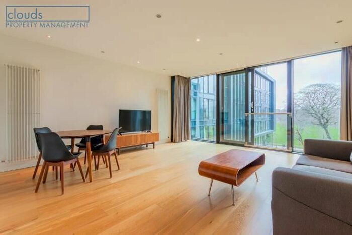 2 Bedroom Flat To Rent In Simpson Loan, Quartermile, EH3