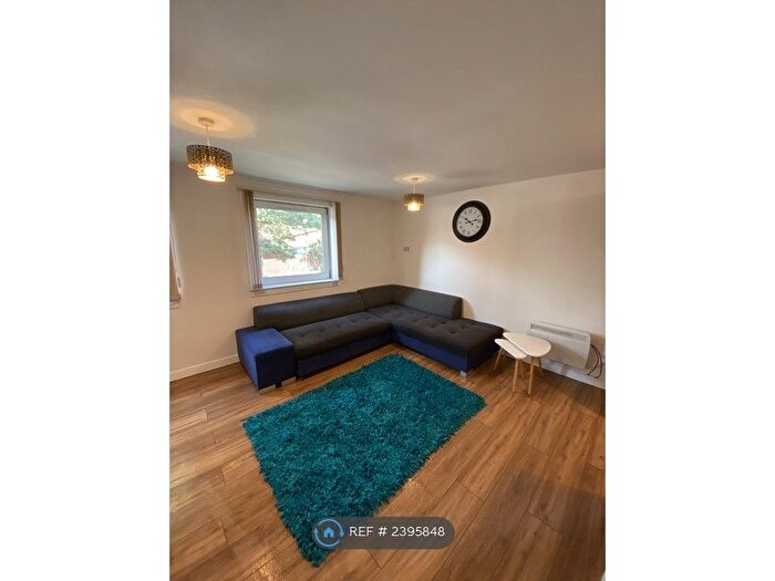 Studio To Rent In Broughton Road, Glasgow, G23