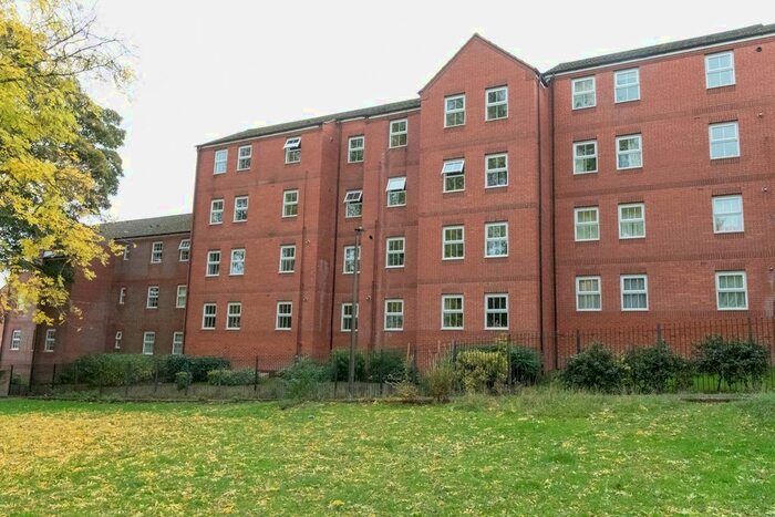 2 Bedroom Flat To Rent In Palmerston Road, Ilkeston, DE7
