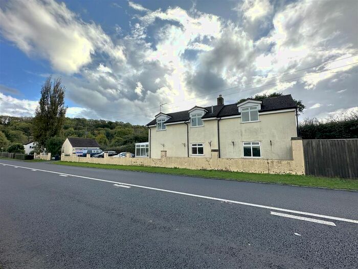 4 Bedroom Cottage For Sale In Rudford, Gloucester, GL2