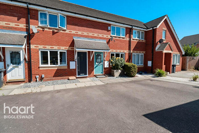2 Bedroom Terraced House For Sale In Sorrell Way, Biggleswade, SG18