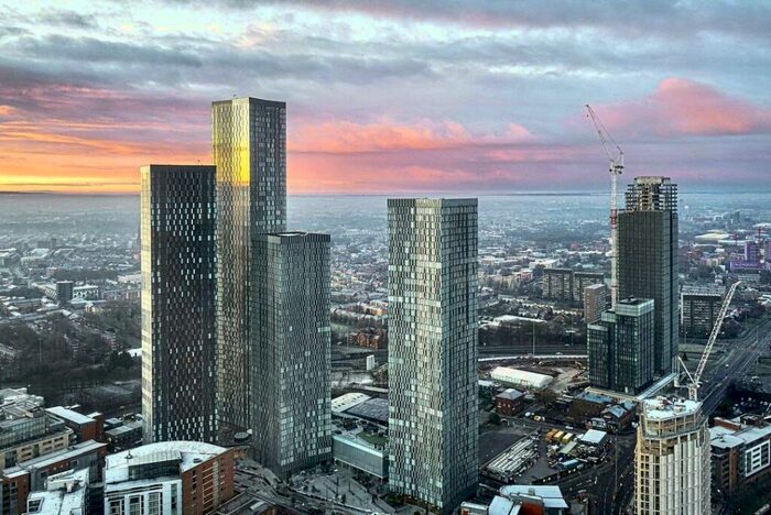 2 Bedroom Apartment To Rent In South Tower, Deansgate Square, Owen Street, Manchester, M15