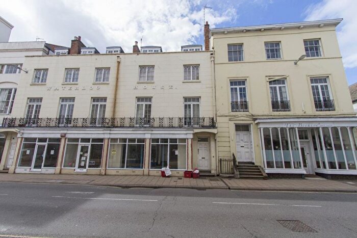 2 Bedroom Flat To Rent In - Bath Street, Leamington Spa, CV31