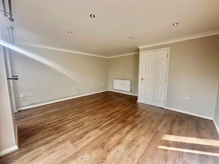 4 Bedroom Town House To Rent In Riverdown, March, PE15