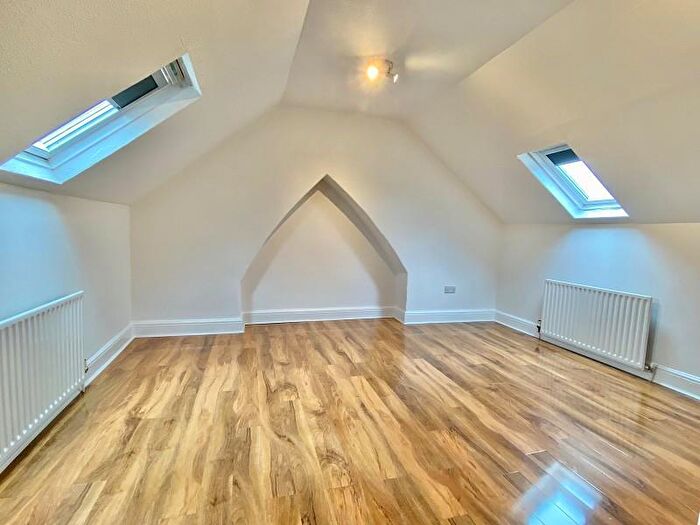 3 Bedroom Apartment To Rent In Tudor Street, Cardiff, CF11