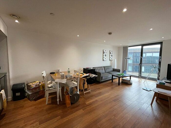 2 Bedroom Apartment To Rent In City Loft, St Pauls Square, Sheffield, S1
