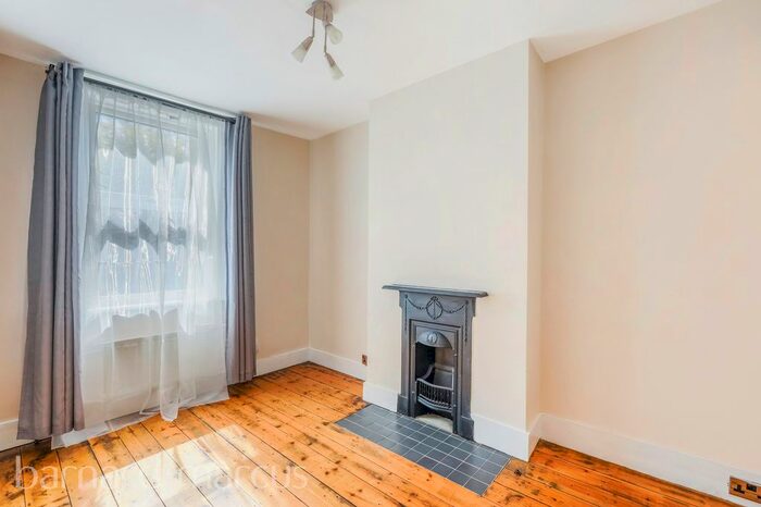 2 Bedroom Terraced House To Rent In Helder Street, South Croydon, CR2