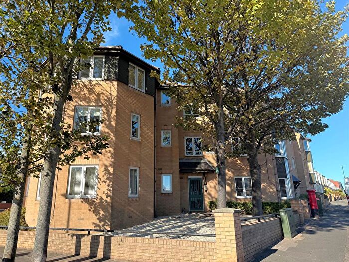 2 Bedroom Flat To Rent In Margaret's Road, Whitley Bay, NE26