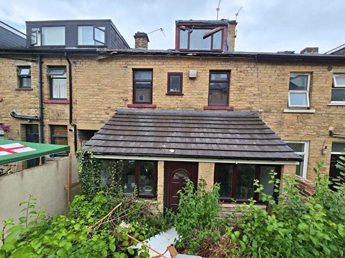 3 Bedroom Terraced House For Sale In Tichborne Road, Bradford, West Yorkshire, BD5