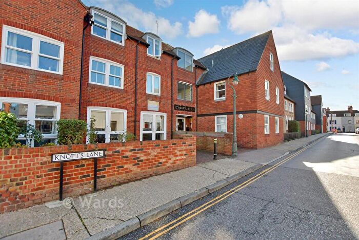 1 Bedroom Flat For Sale In Knotts Lane, Canterbury, Kent, CT1