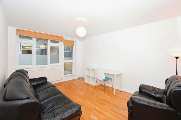 2 Bedroom Flat To Rent In Drummond Road London, SE16