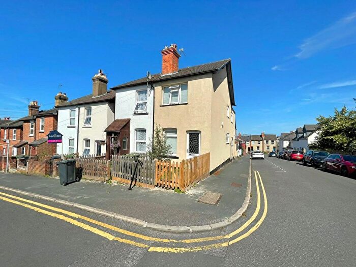 3 Bedroom Semi-Detached House To Rent In Ludlow Road, Guildford, Surrey, GU2