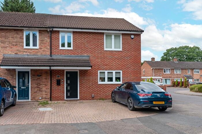 3 Bedroom End Of Terrace House To Rent In Foxwell Drive, Headington, Oxford, OX3