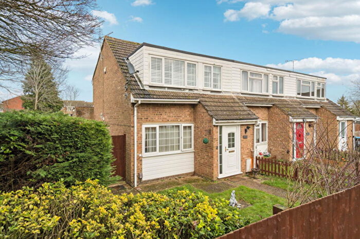 3 Bedroom End Of Terrace House For Sale In Northaw Close, Hemel Hempstead, HP2