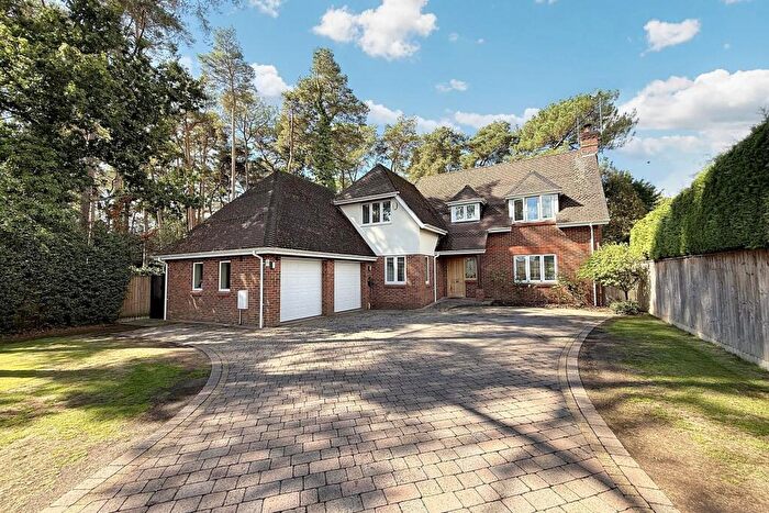5 Bedroom Detached House For Sale In Ferndown, BH22