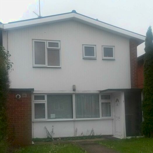 5 Bedroom Property To Rent In Holliers Way, Hatfield AL10