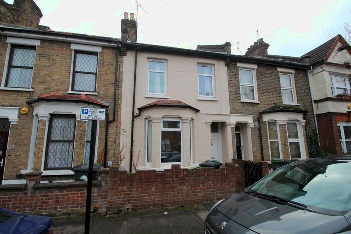3 Bedroom Terraced House To Rent In Park Grove Road, Leytonstone, London E11