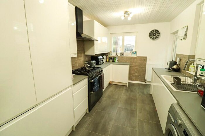 3 Bedroom Terraced House For Sale In Rectory Road, Little Thurrock, Grays, RM17