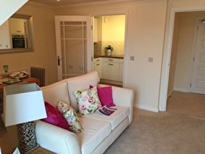 1 Bedroom Flat To Rent In Saffron Lodge, Radwinter Road, Saffron Walden, CB11