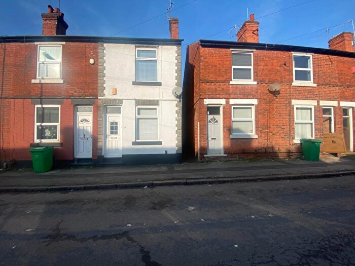 2 Bedroom Terraced House To Rent In Fox Grove, Nottinghamshire, Basford, NG5