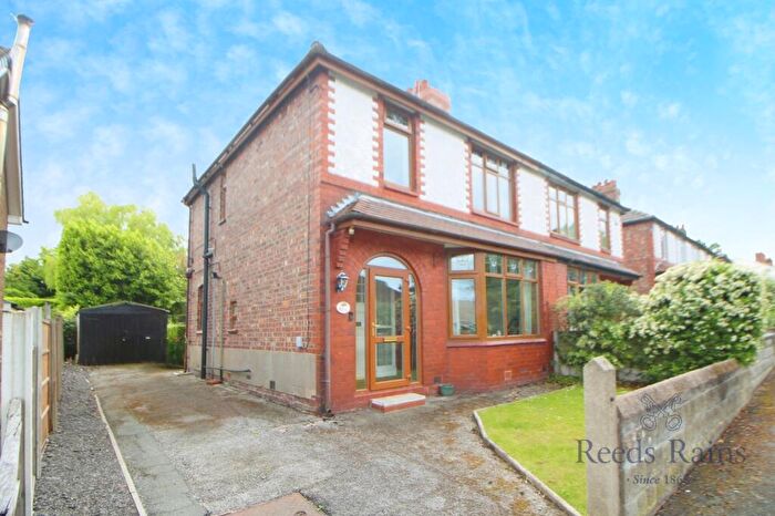 3 Bedroom Semi-Detached House For Sale In Snowdon Street, Northwich, Cheshire, CW8