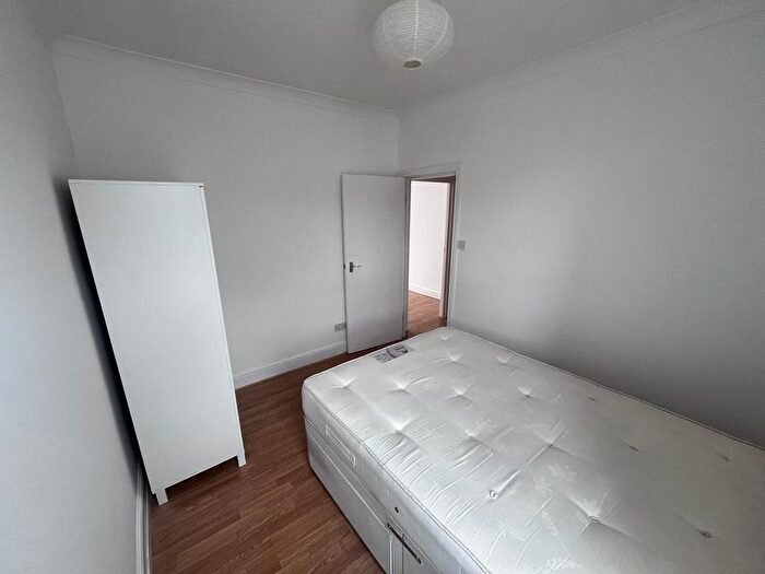 1 Bedroom Flat To Rent In Windsor Road, London, E10