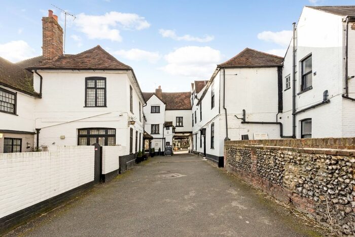Studio To Rent In Holywell Hill, St.Albans, AL1