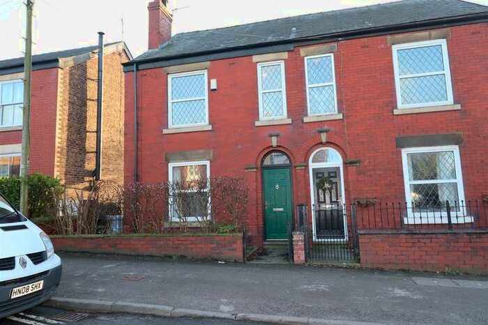 3 Bedroom Semi-Detached House To Rent In Buxton Road, Macclesfield, SK11