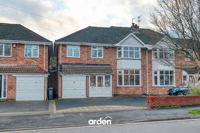 4 Bedroom Semi Detached House For Sale In Ralph Road, Shirley, B90